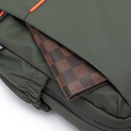 EQ2405 - Kono Water-Resistant Ultra-Thin Lightweight Sling Chest Bag with Reflective Trim - Green | Neil's Luggage Store