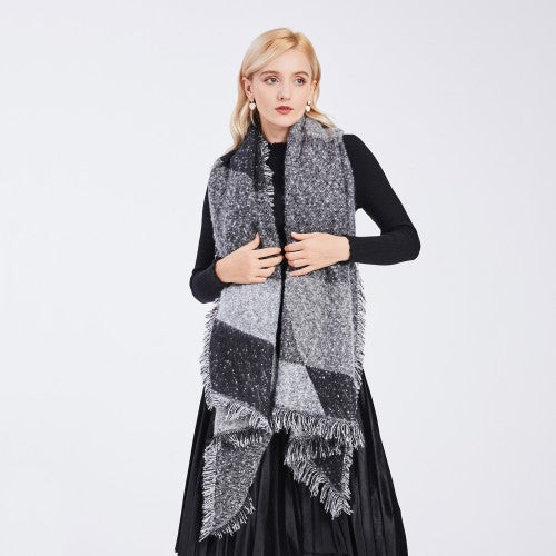 S6427 - Women Ladies Fashion Plaid Scarf Blanket Winter Warm Wrap Shawl - Black | Neil's Luggage Store